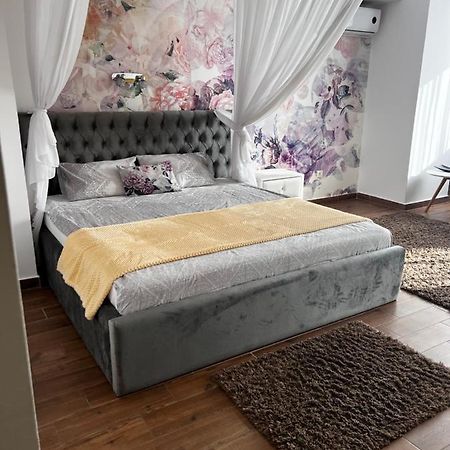 Apartament Studio Jadis 1 Oradea Εξωτερικό φωτογραφία